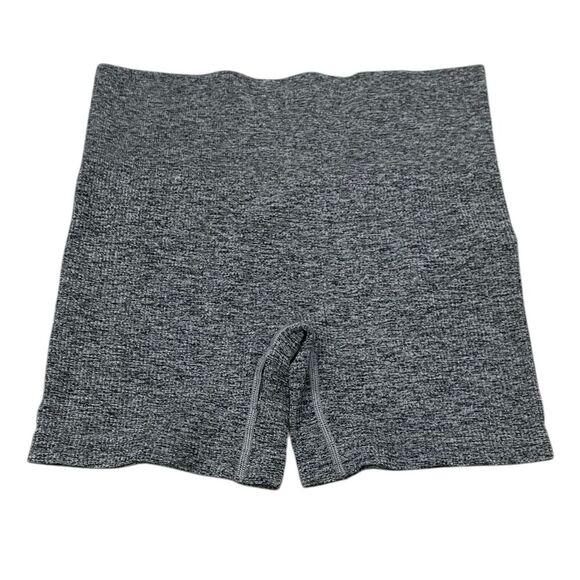 Colsie Gray Heather Biker Shorts M - Picture 1 of 3